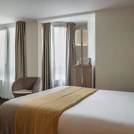 Hotel Mercure Pigalle Sacre Coeur 4*