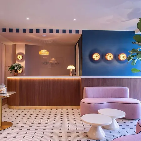 Hotel Mercure Pigalle Sacre Coeur 4*