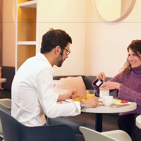 Mercure Pigalle Sacre Coeur 4* Paříž