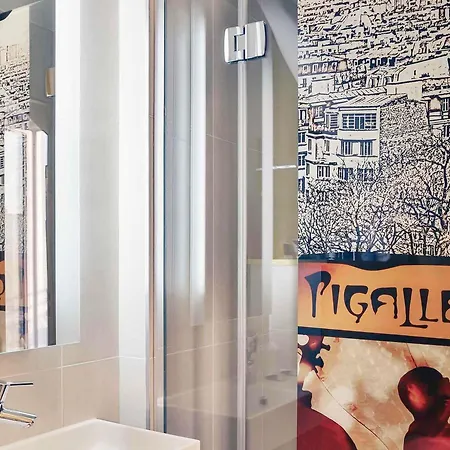 Отель Mercure Pigalle Sacre Coeur Париж