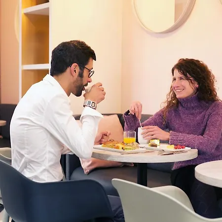 Hotel Mercure Pigalle Sacre Coeur Paris