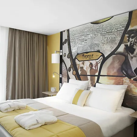Mercure Pigalle Sacre Coeur Szálloda 4*